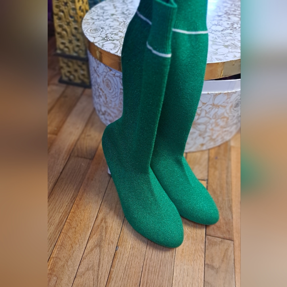 Cape Robin Green Women's Knee-High Fabric Sock Boots. Size 7